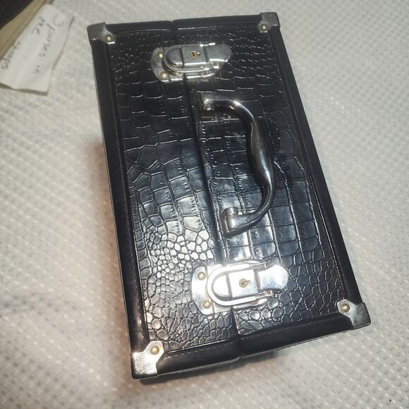 CABOODLES EUC BLACK ALIGATOR MAKEUP HARD CASE ORGANIZER BOX - Picture 3 of 10